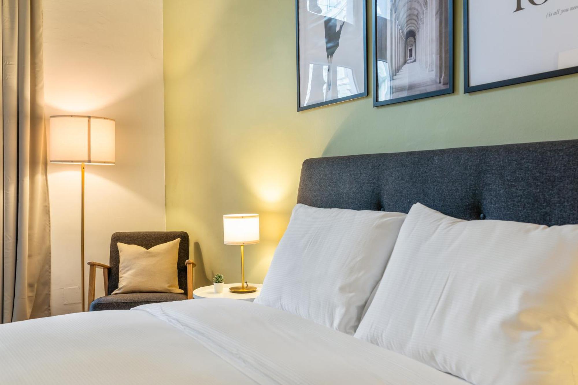 2 Bed I 82 M2 I Comfy I 160 Mbit Wifi