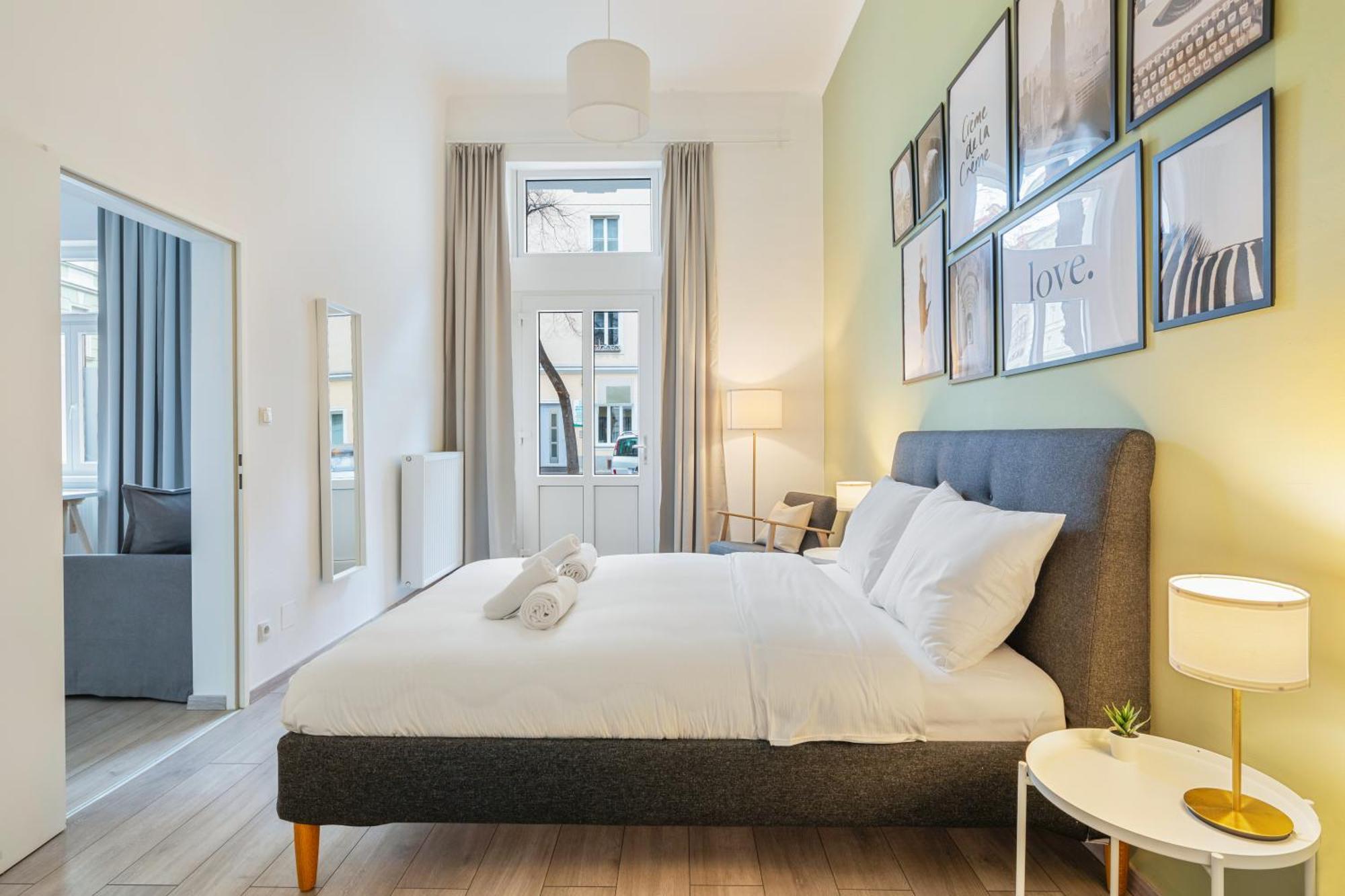2 Bed I 82 M2 I Comfy I 160 Mbit Wifi Apartment